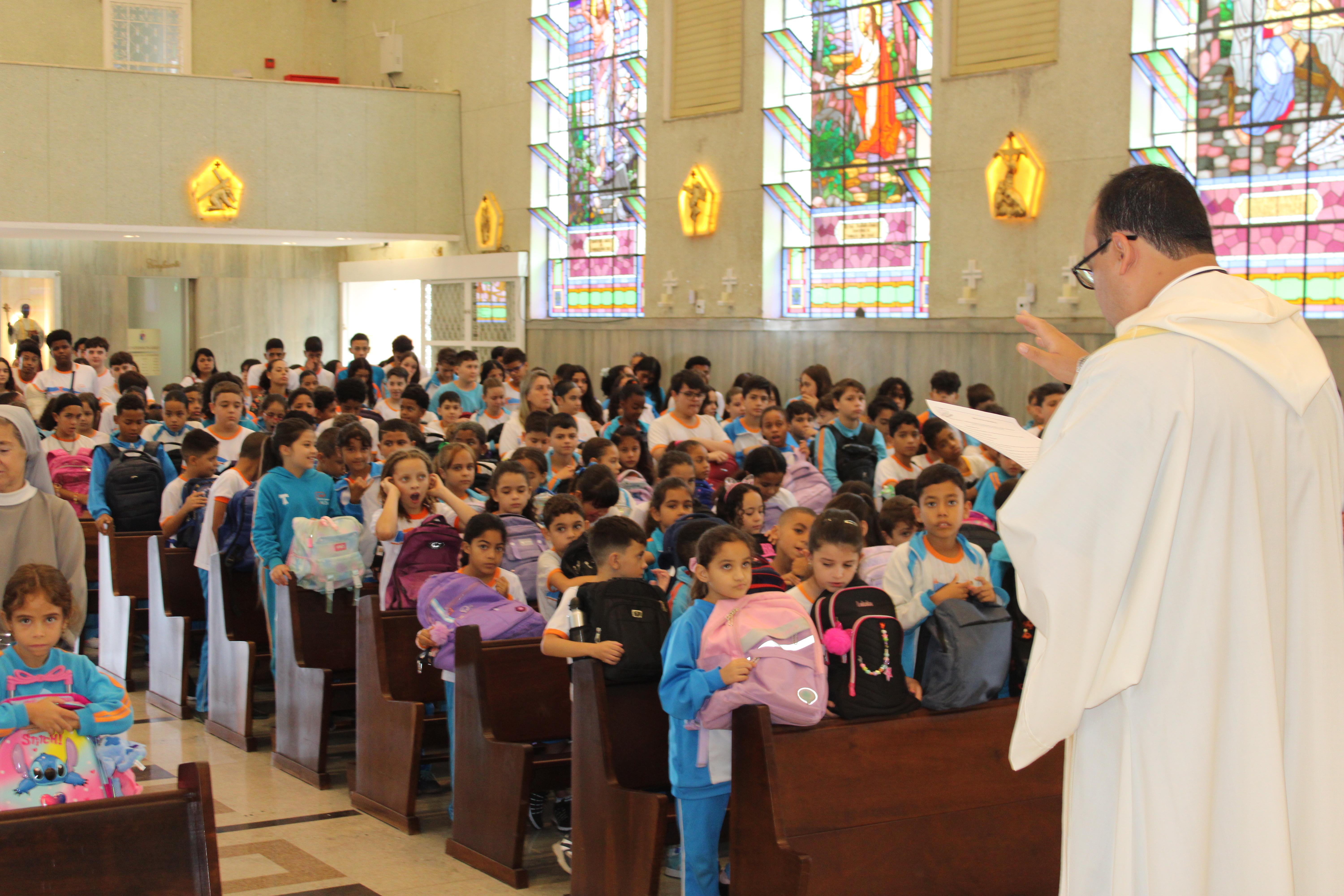BÊNÇÃO DAS MOCHILAS